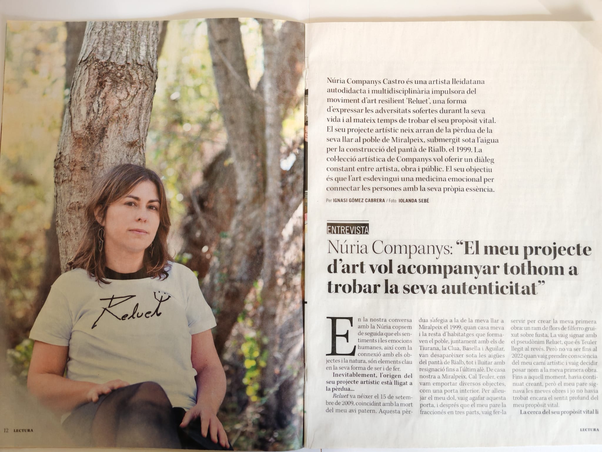 Núria Companys, cover of Lectura magazine of Diario el Segre. Reluet.