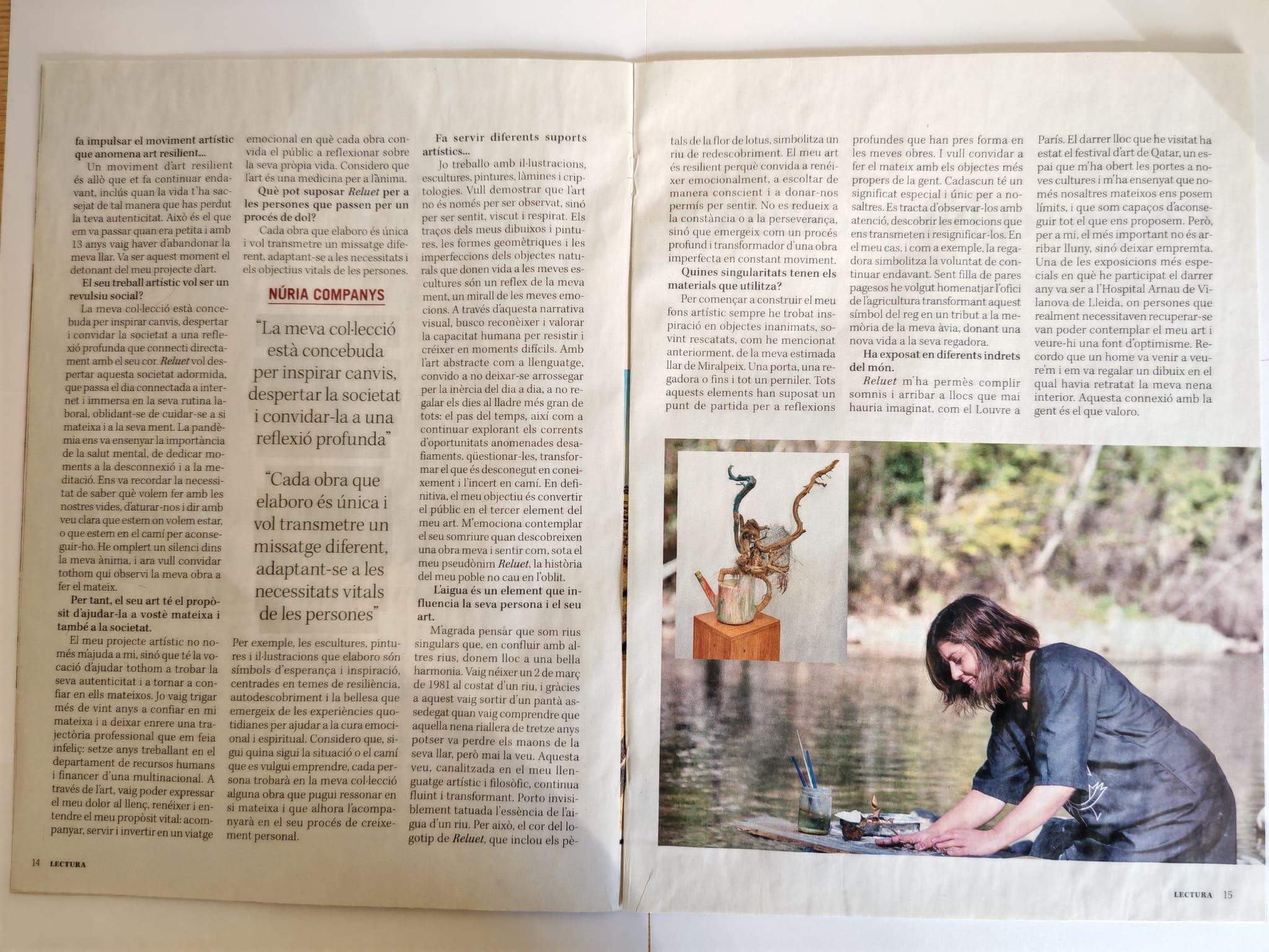 Núria Companys, cover of Lectura magazine of Diario el Segre. Reluet.